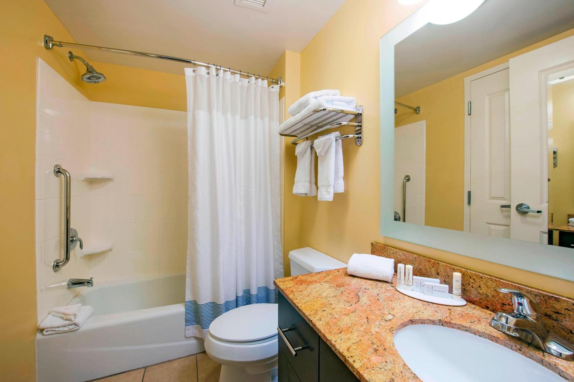 Towneplace Suites By Marriott Bethlehem Easton/Lehigh Valley Hollo Eksteriør bilde