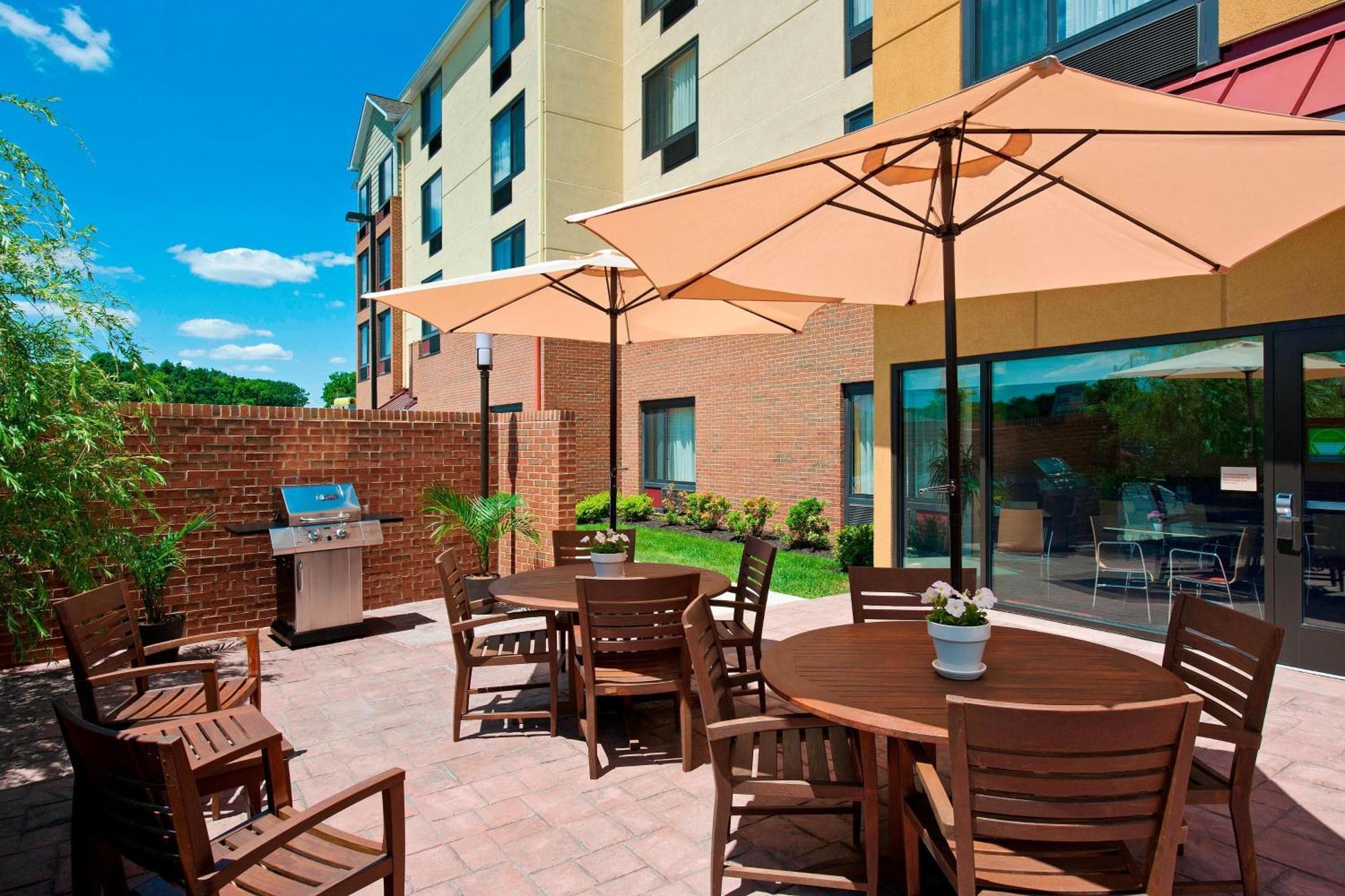 Towneplace Suites By Marriott Bethlehem Easton/Lehigh Valley Hollo Eksteriør bilde