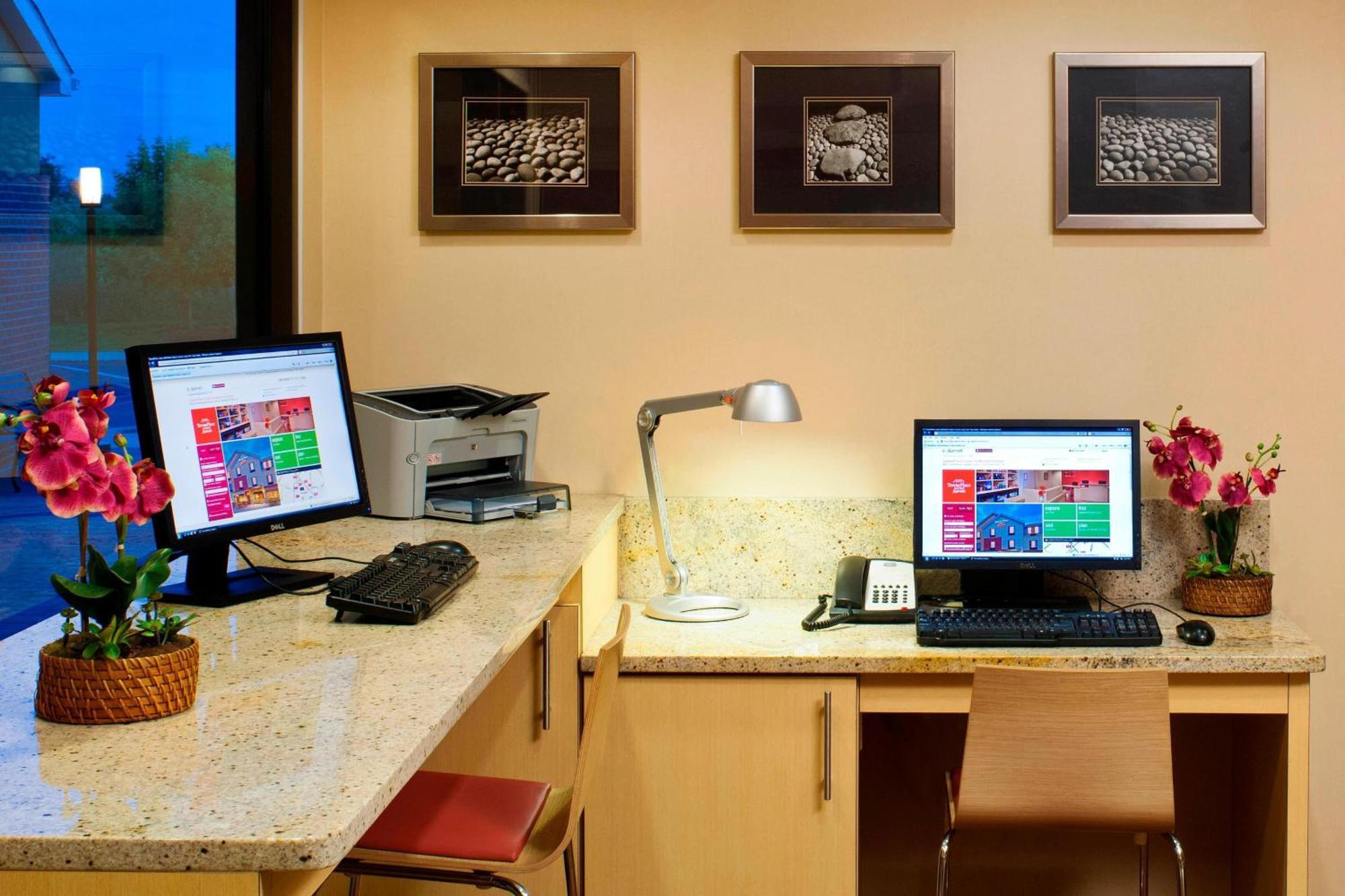 Towneplace Suites By Marriott Bethlehem Easton/Lehigh Valley Hollo Eksteriør bilde