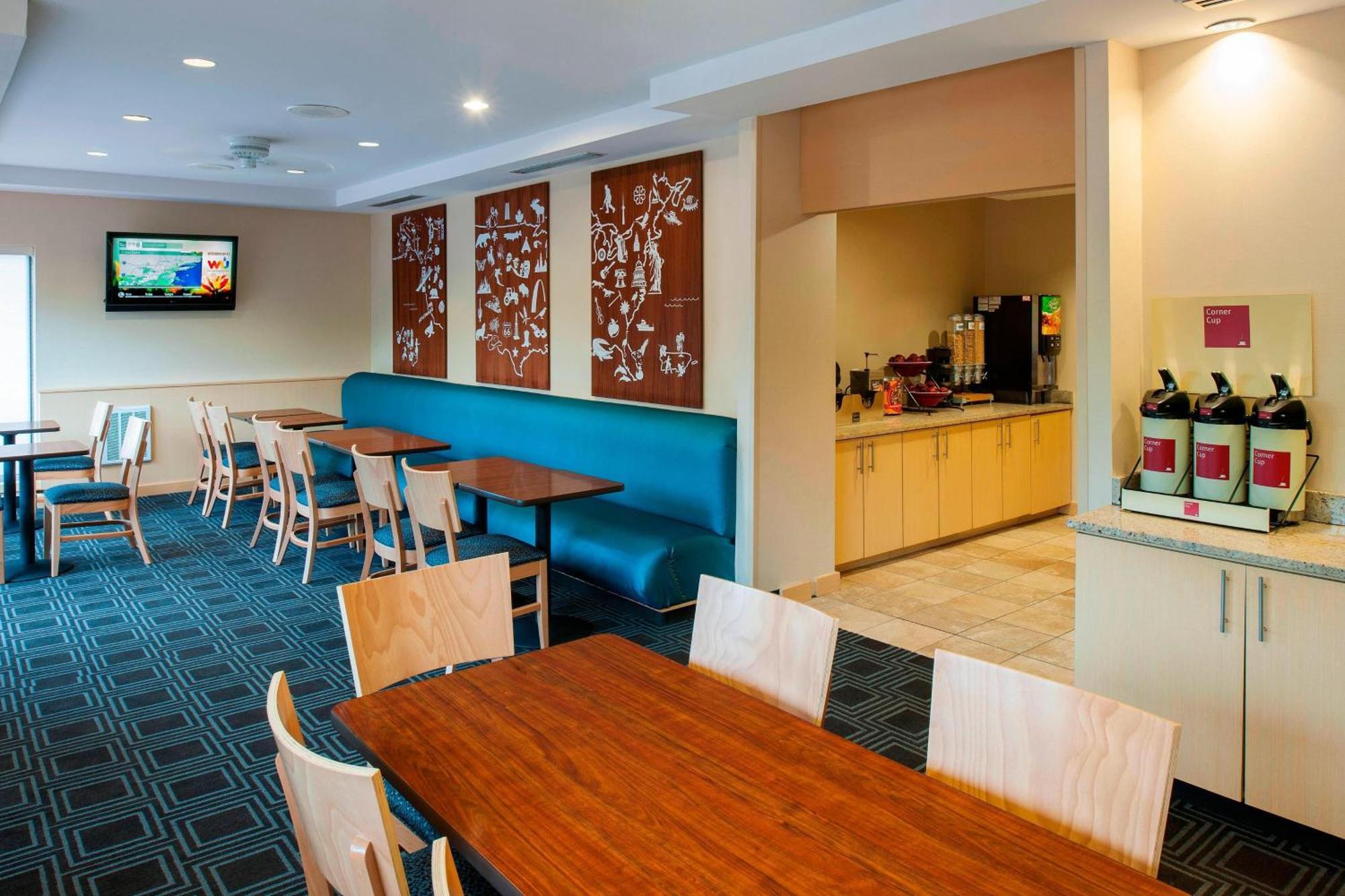 Towneplace Suites By Marriott Bethlehem Easton/Lehigh Valley Hollo Eksteriør bilde